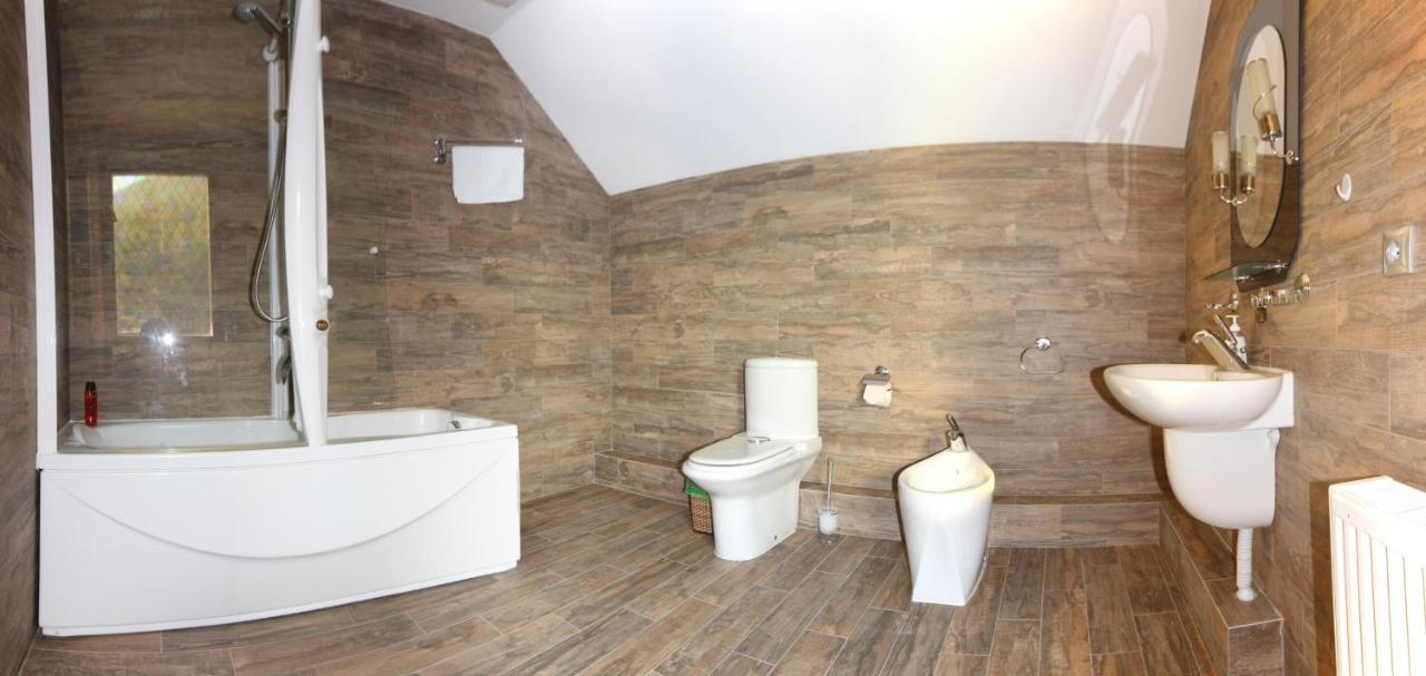 Bambetli Villa *